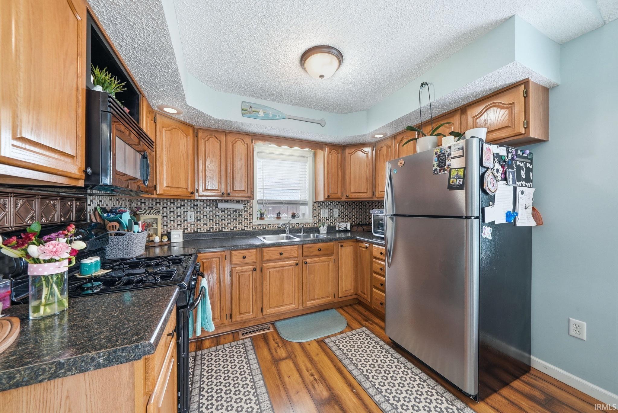 95 133 Turkey Lake Lane Lagrange IN 46761