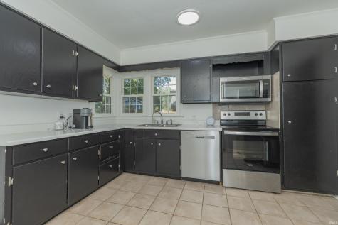 2023 E Powell Avenue Evansville IN 47715