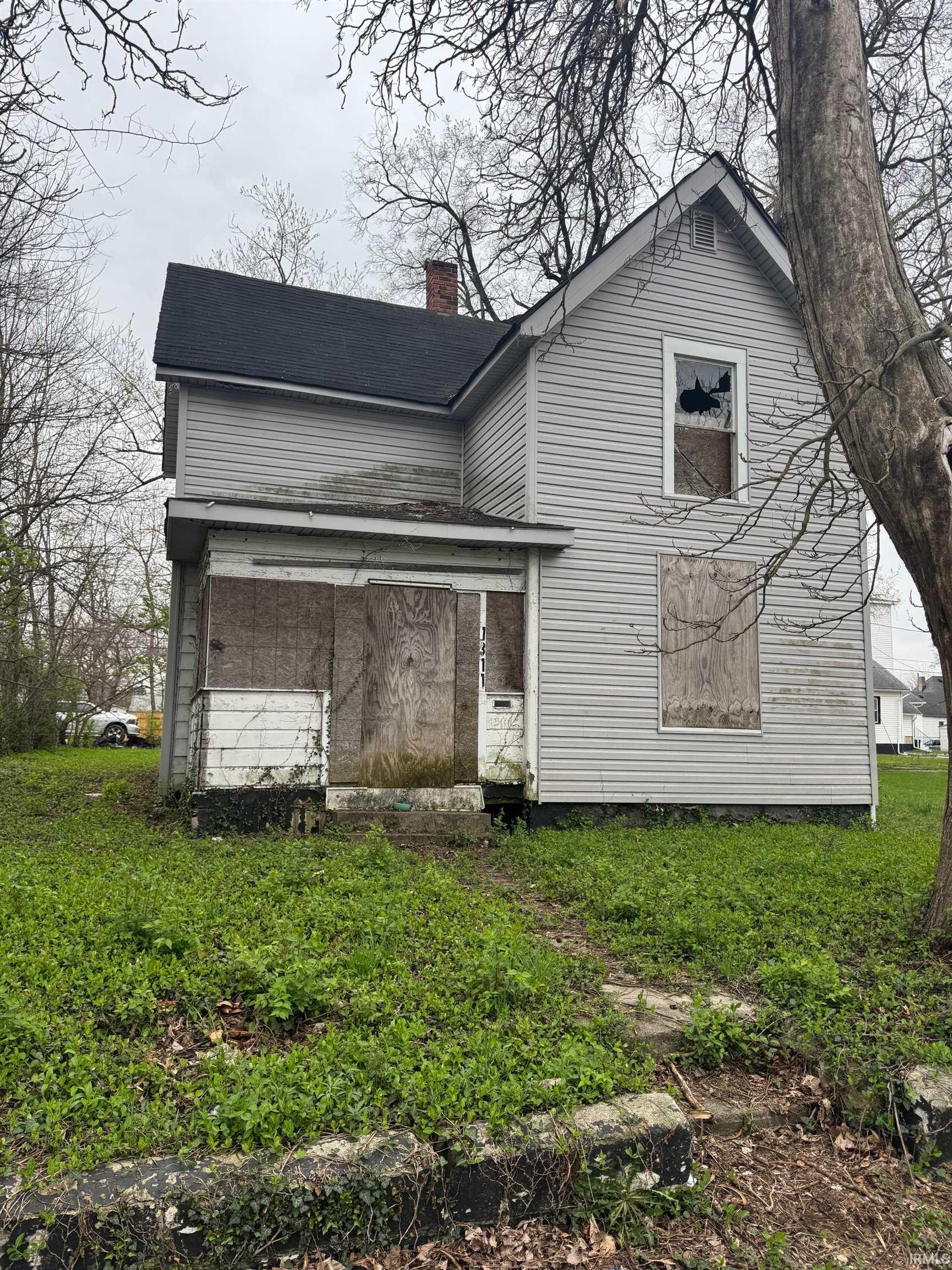 1311 E 1st Muncie IN 47302