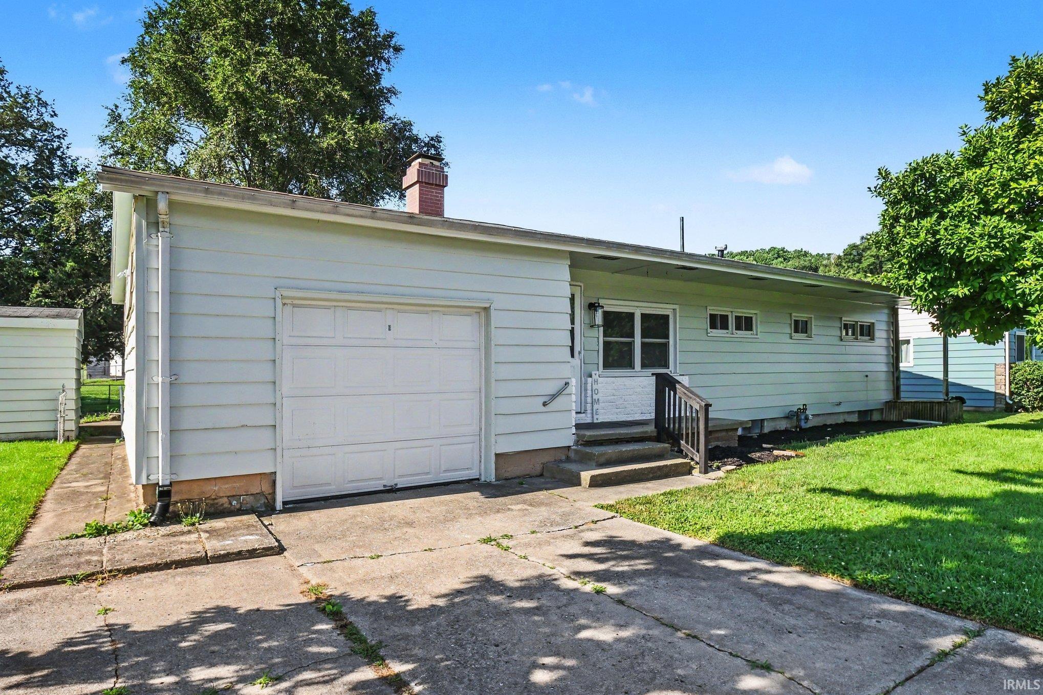 2005 Panama Street Mishawaka IN 46544