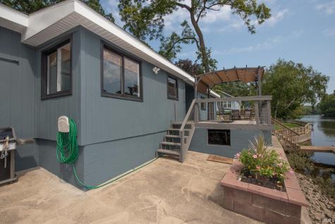 1721 N Francis Street Monticello IN 47960