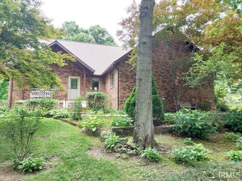 5260 S 650 W. Huntingburg IN 47542