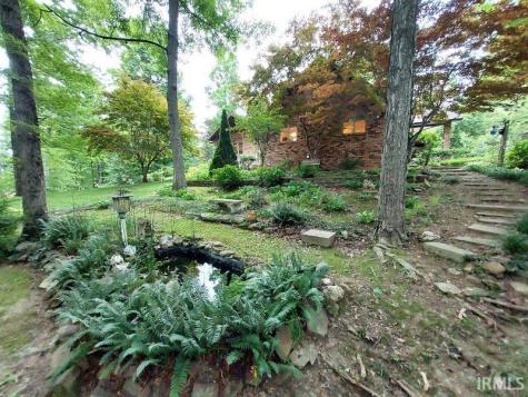 5260 S 650 W. Huntingburg IN 47542