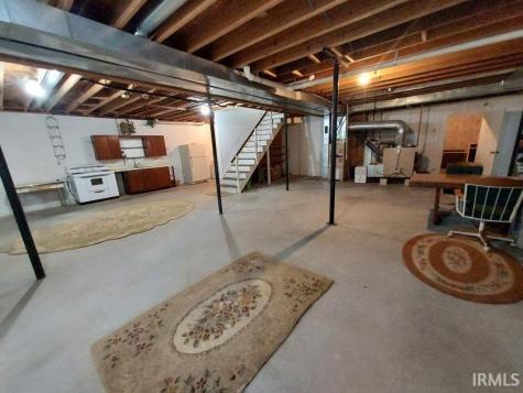 5260 S 650 W. Huntingburg IN 47542