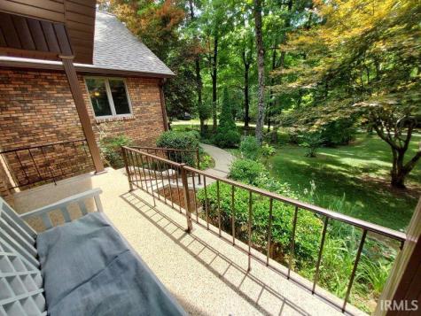 5260 S 650 W. Huntingburg IN 47542
