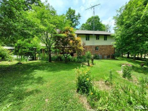 5260 S 650 W. Huntingburg IN 47542