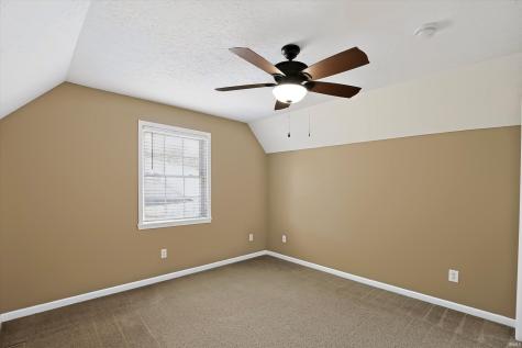 1674 Deer Haven Court Spencer IN 47460