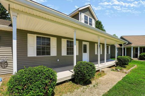 1674 Deer Haven Court Spencer IN 47460