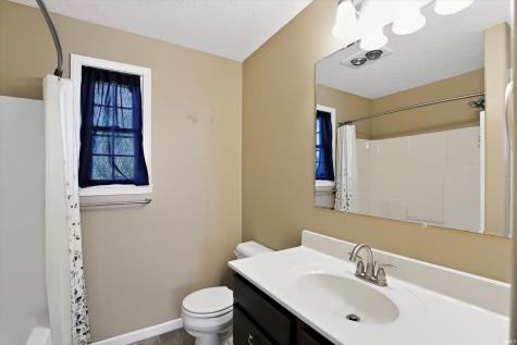 1674 Deer Haven Court Spencer IN 47460