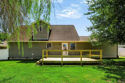 1674 Deer Haven Court Spencer IN 47460
