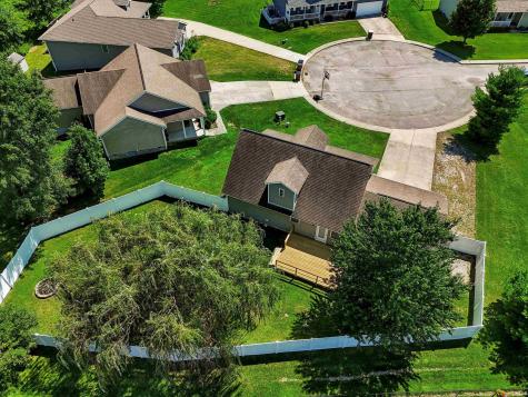 1674 Deer Haven Court Spencer IN 47460