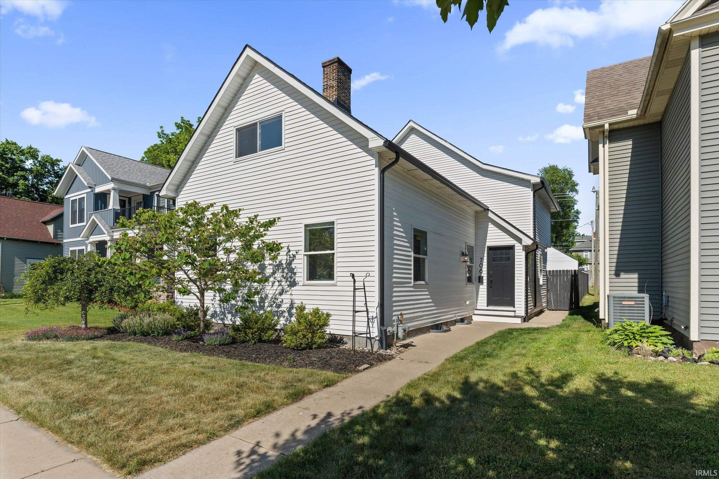 706 N Hill Street South Bend IN 46617