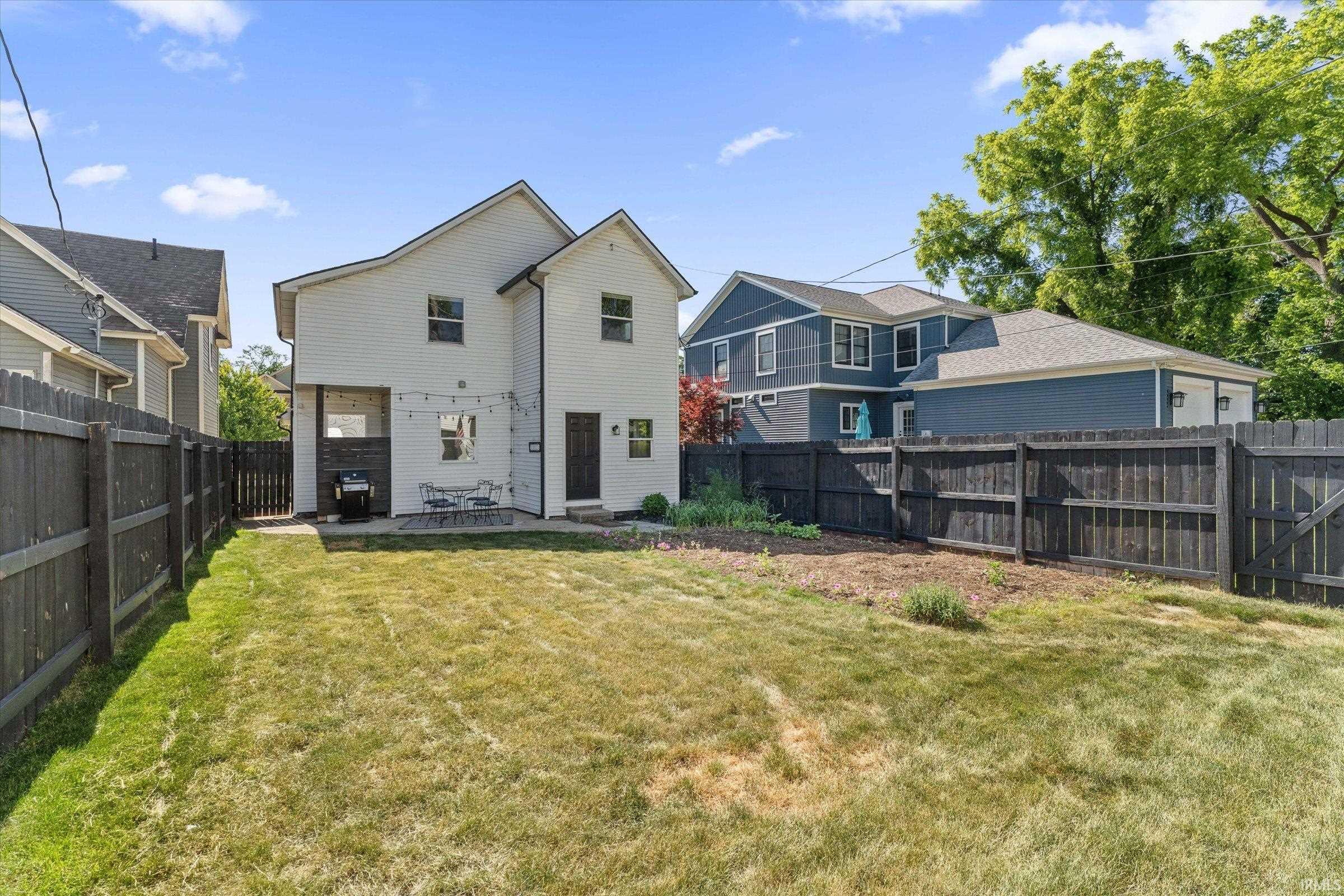 706 N Hill Street South Bend IN 46617
