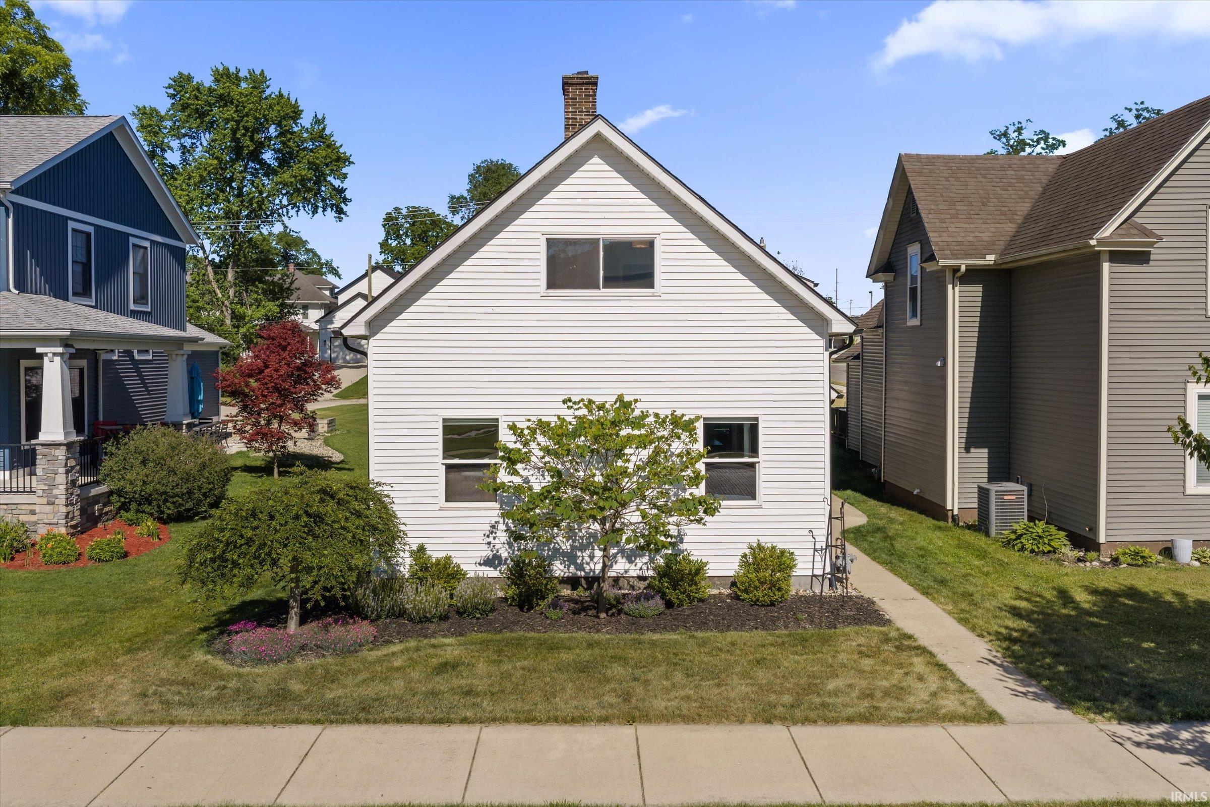 706 N Hill Street South Bend IN 46617