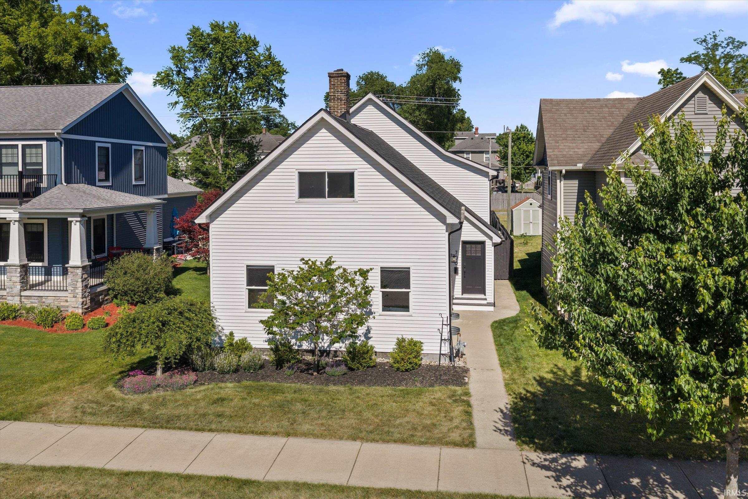 706 N Hill Street South Bend IN 46617