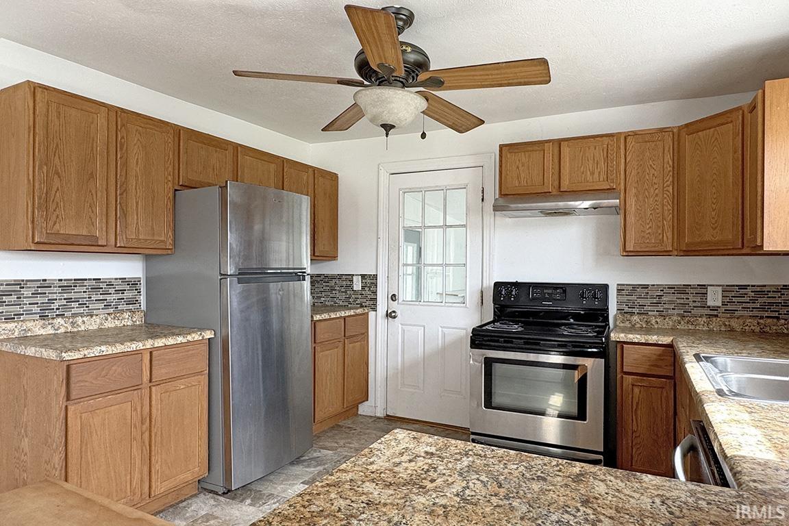 59636 Rosedale Avenue Elkhart IN 46517
