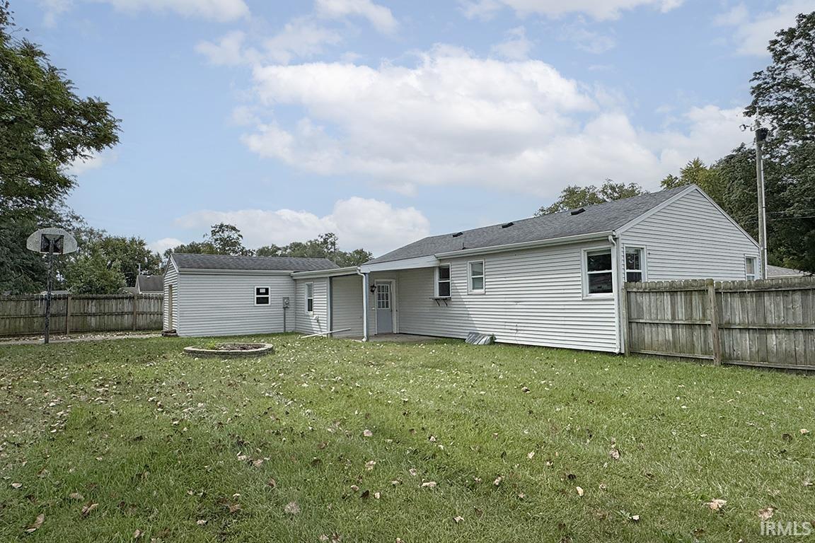 59636 Rosedale Avenue Elkhart IN 46517