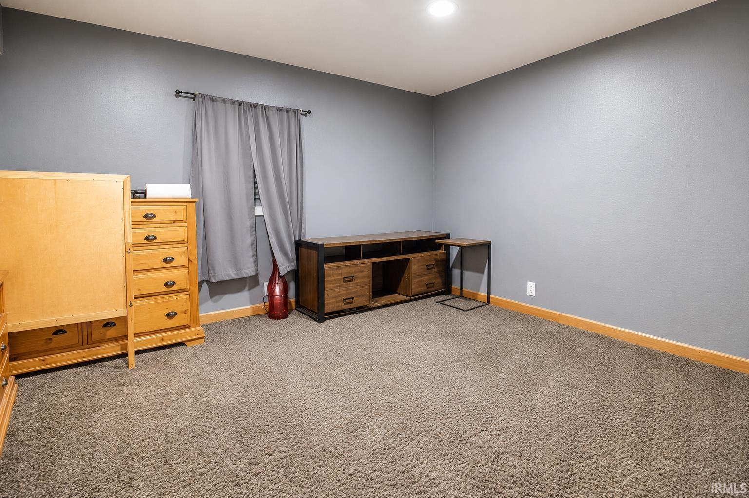 8855 E 150 N Knox IN 46534