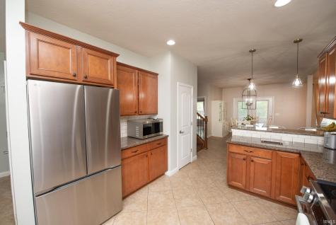 782 N Commodores Lane Lafayette IN 47909