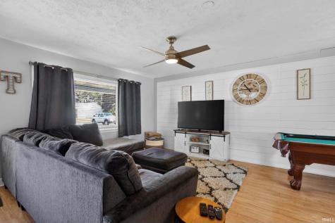806 N Pine Lane Monticello IN 47960