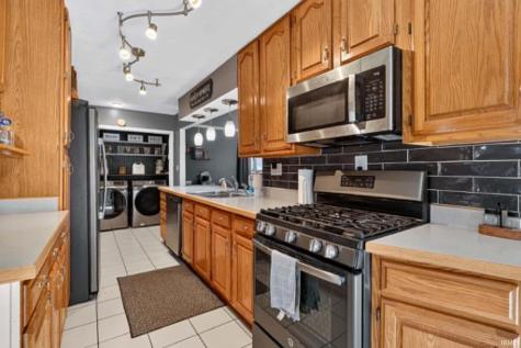 806 N Pine Lane Monticello IN 47960