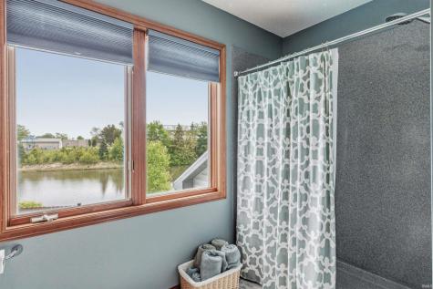 2511 Bluewater Trail Fort Wayne IN 46804