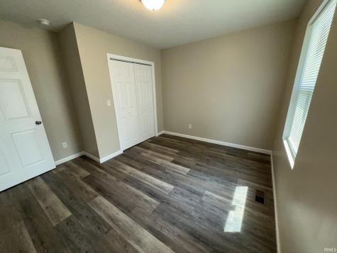 292 & 294 Ross Street Mitchell IN 47446