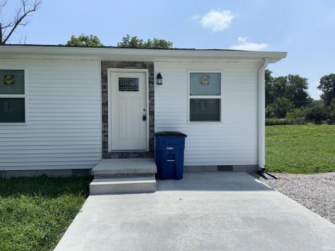 292 & 294 Ross Street Mitchell IN 47446