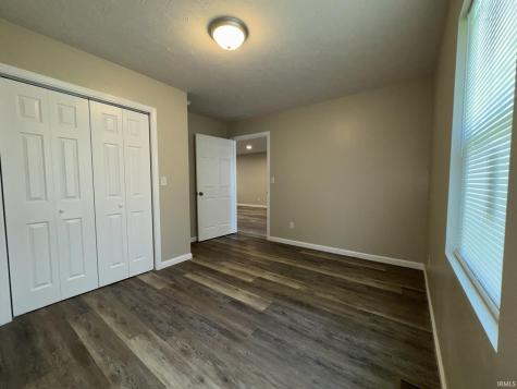 292 & 294 Ross Street Mitchell IN 47446