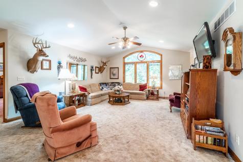 4061 N 006 E Angola IN 46703