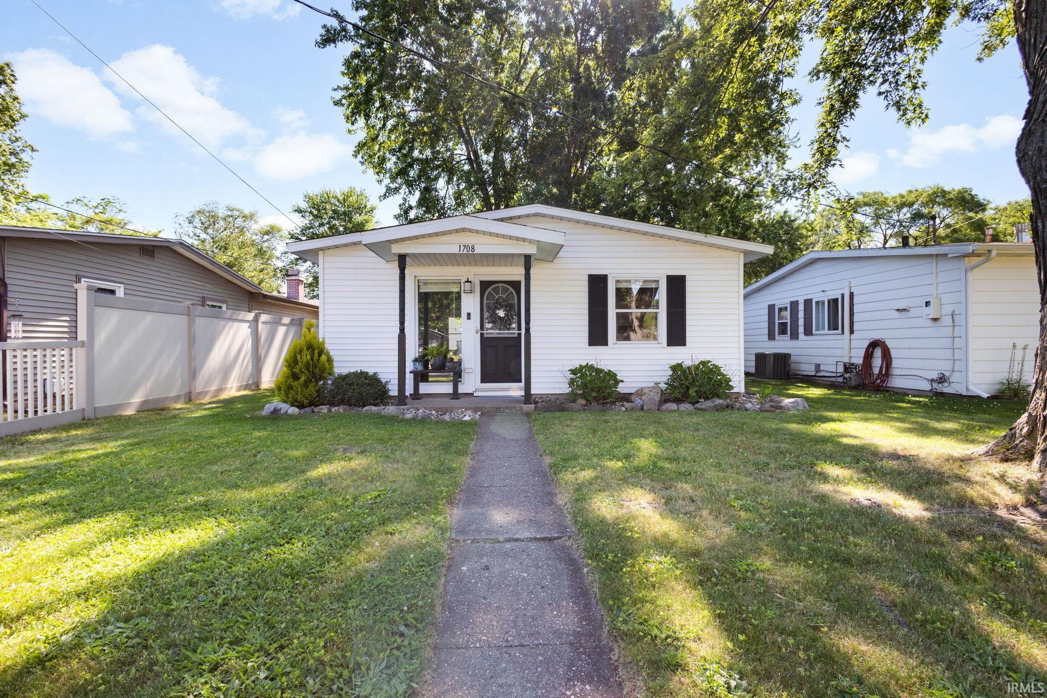 1708 Lynn Street Mishawaka IN 46545