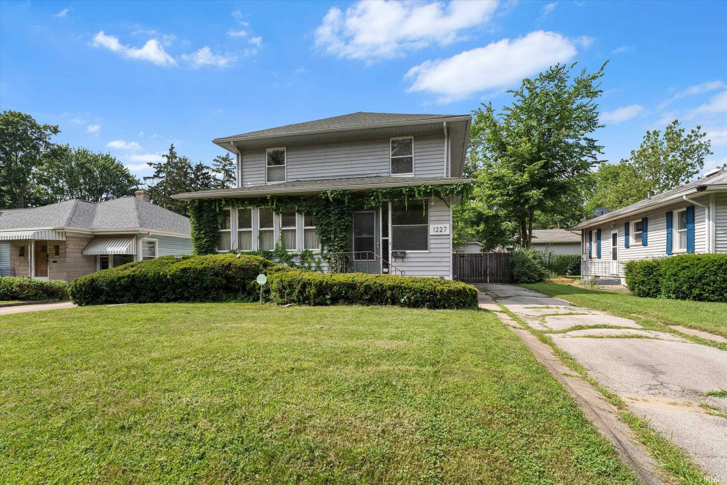1227 E Colfax Avenue South Bend IN 46617