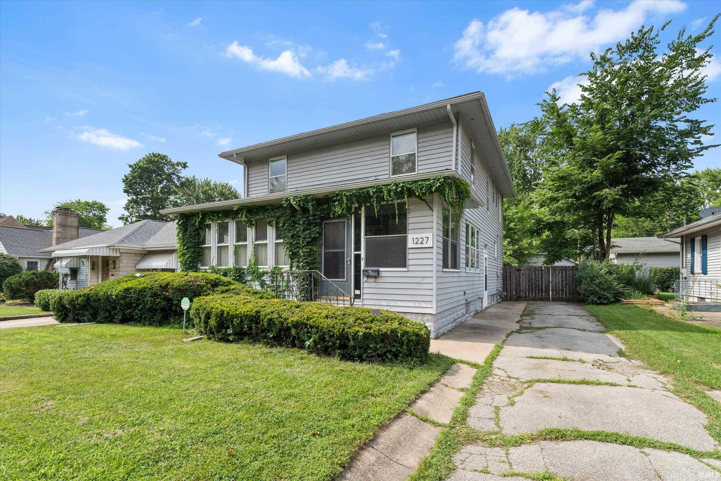 1227 E Colfax Avenue South Bend IN 46617