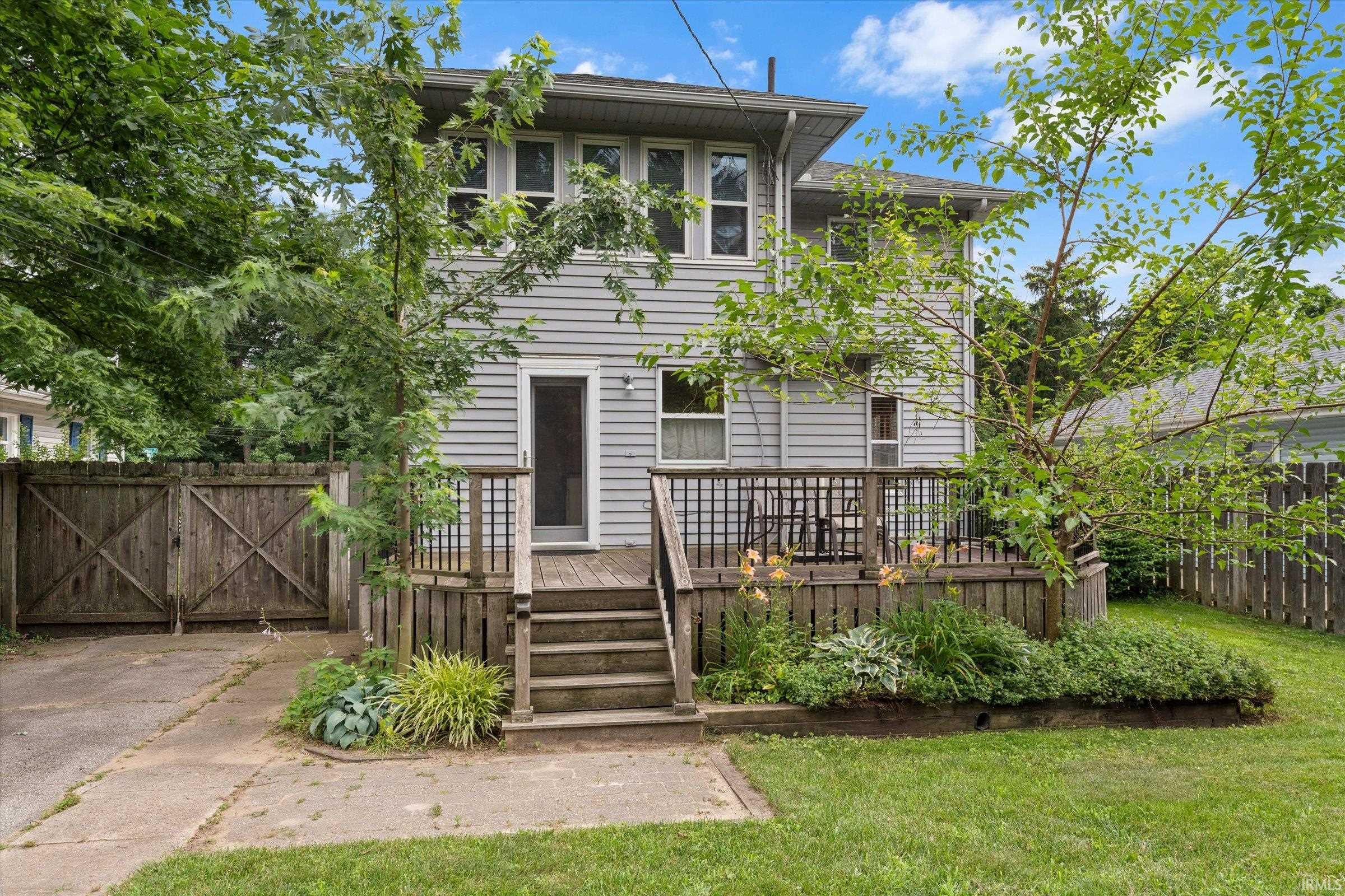 1227 E Colfax Avenue South Bend IN 46617