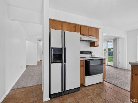 1328 Oak Bay Run Fort Wayne IN 46825