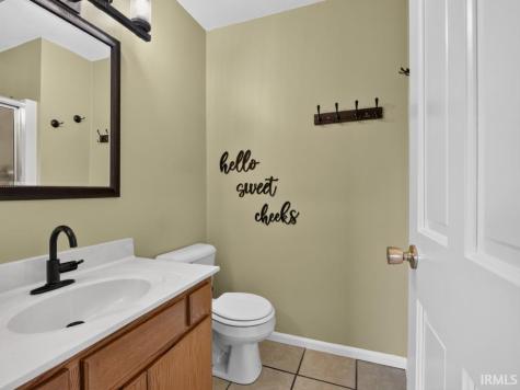 1328 Oak Bay Run Fort Wayne IN 46825