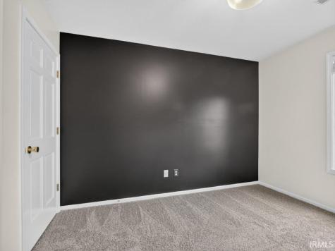 1328 Oak Bay Run Fort Wayne IN 46825