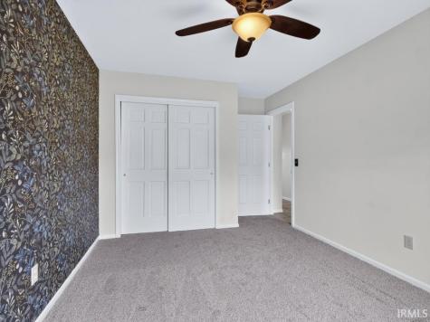 1328 Oak Bay Run Fort Wayne IN 46825