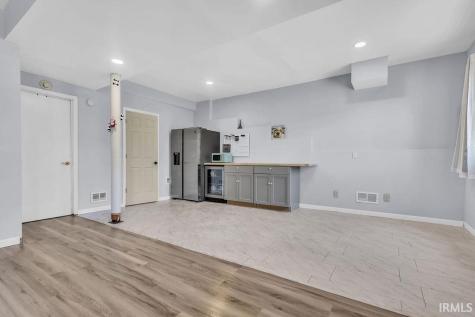 3725 E Tamarron Drive Bloomington IN 47408