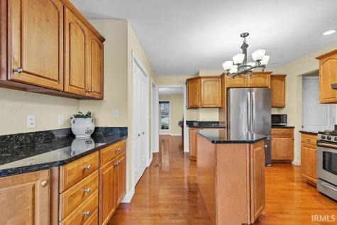 3907 E Breckenmore Drive Bloomington IN 47401