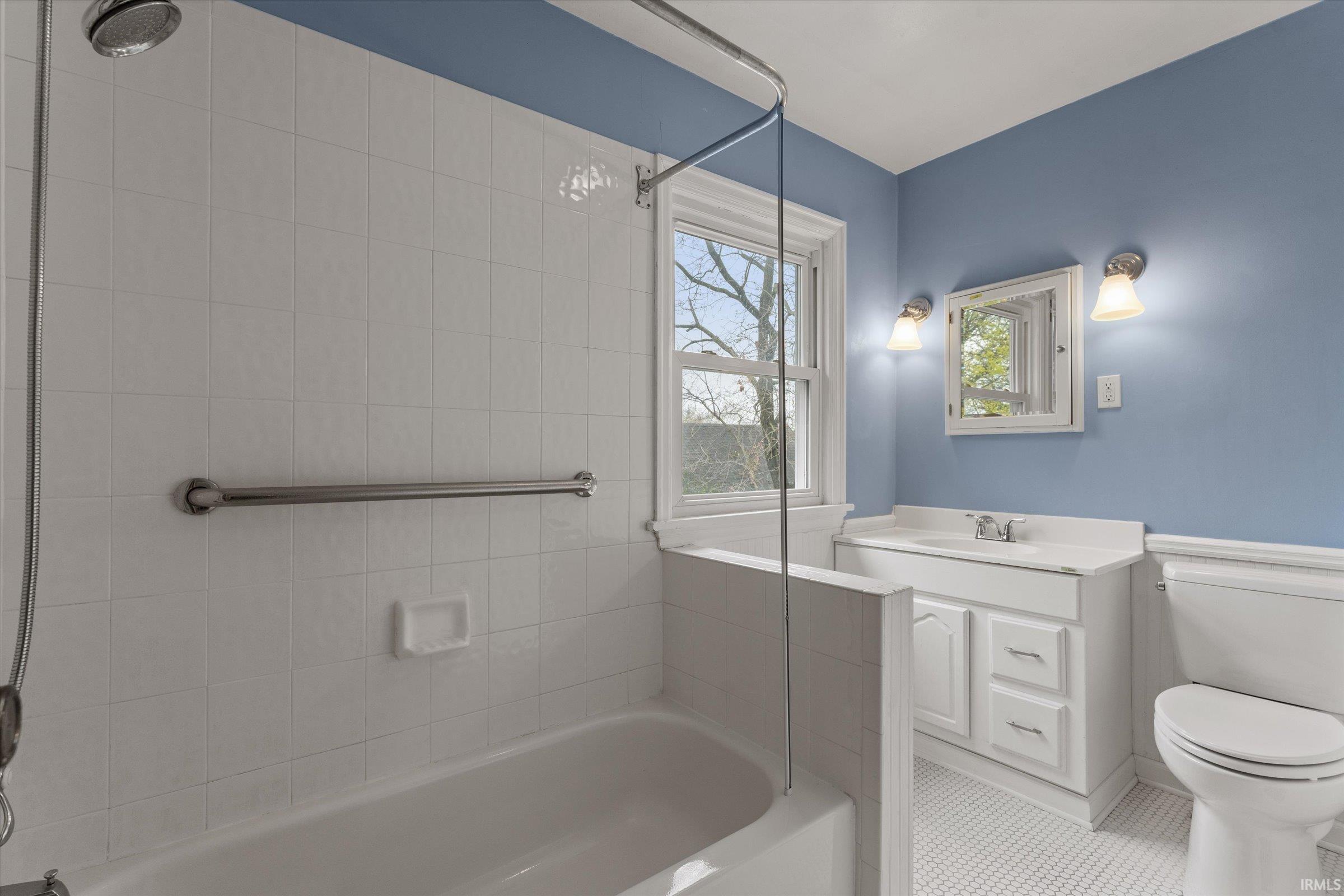 1219 Leeper Avenue South Bend IN 46617