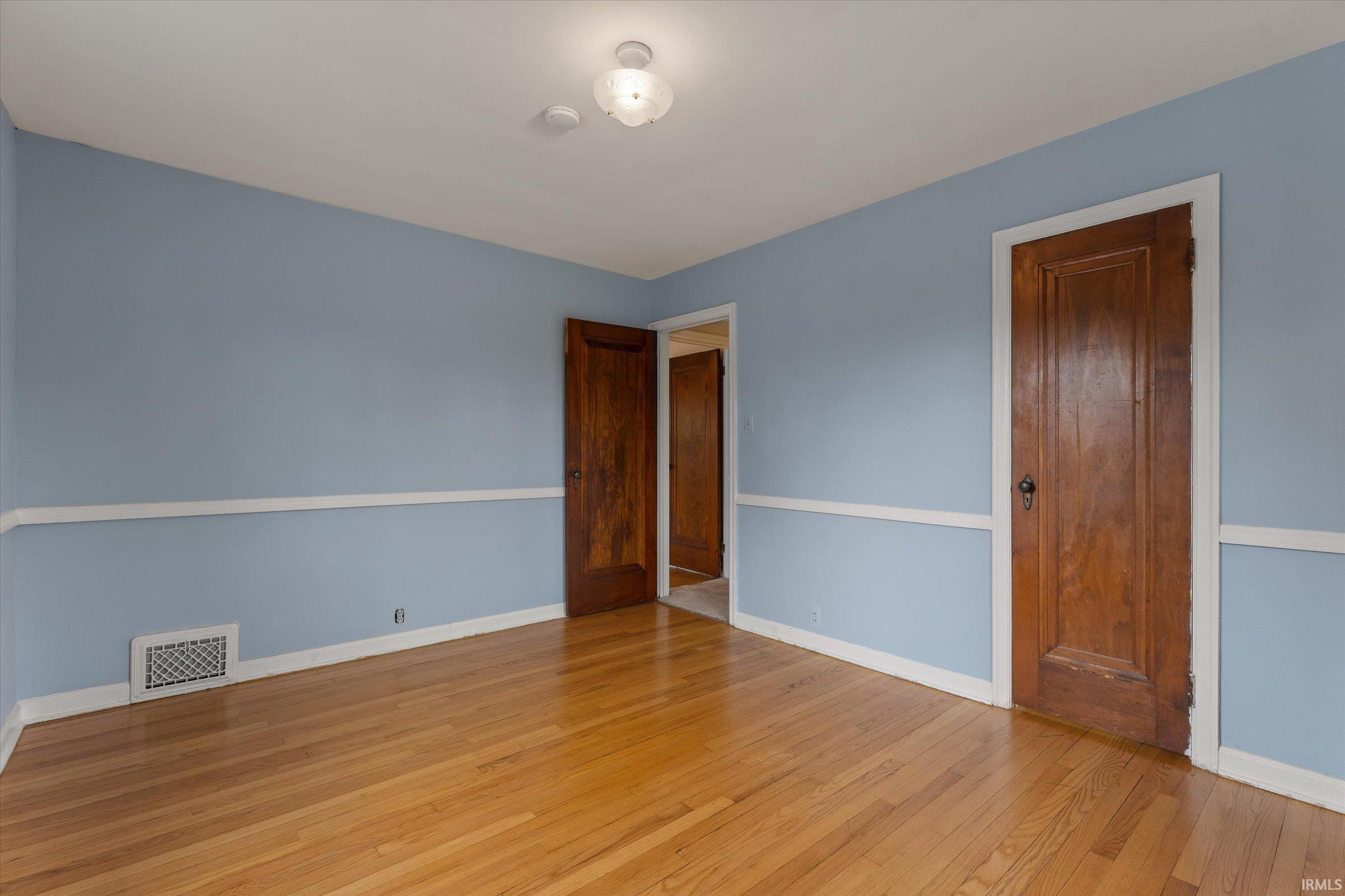 1219 Leeper Avenue South Bend IN 46617