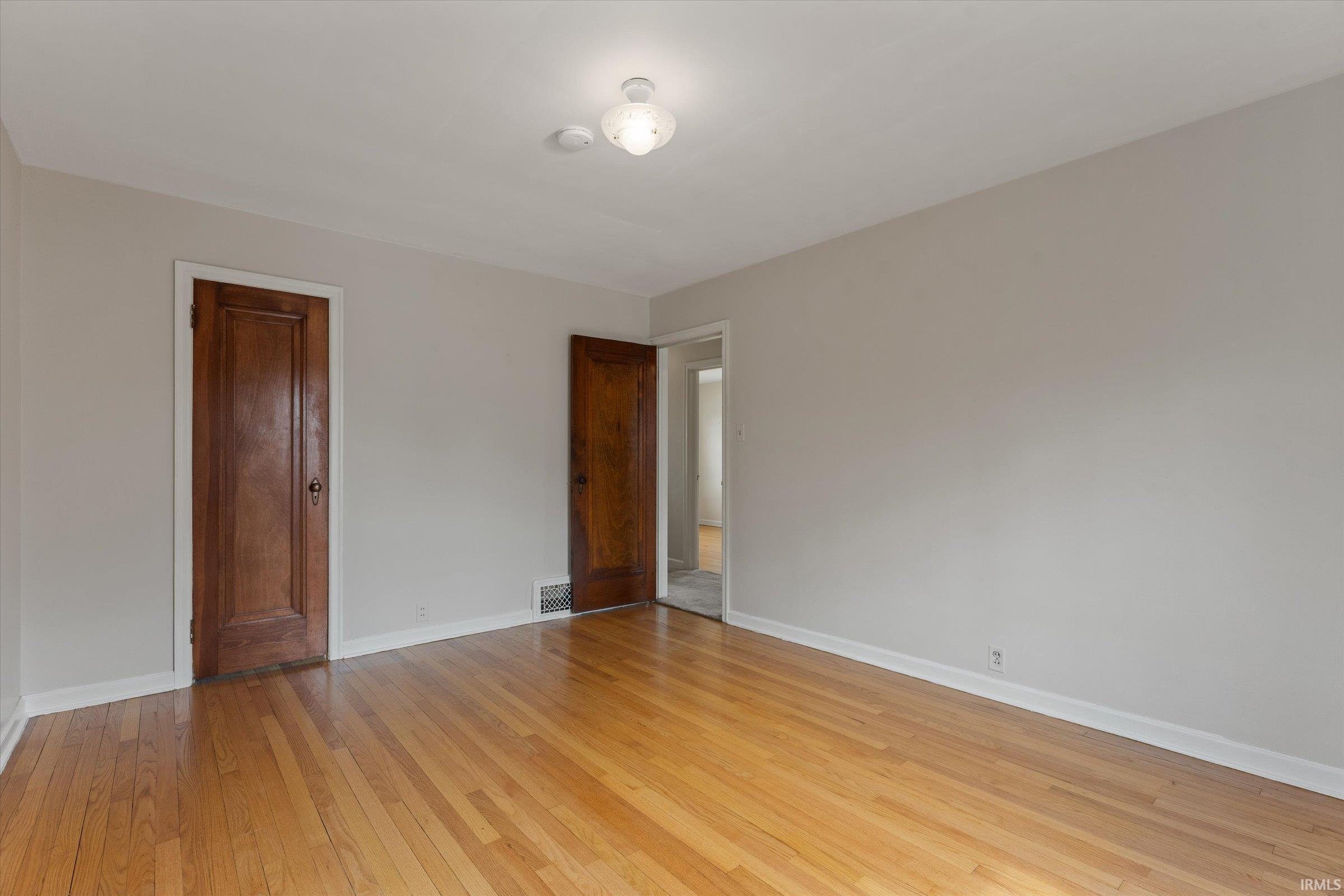 1219 Leeper Avenue South Bend IN 46617
