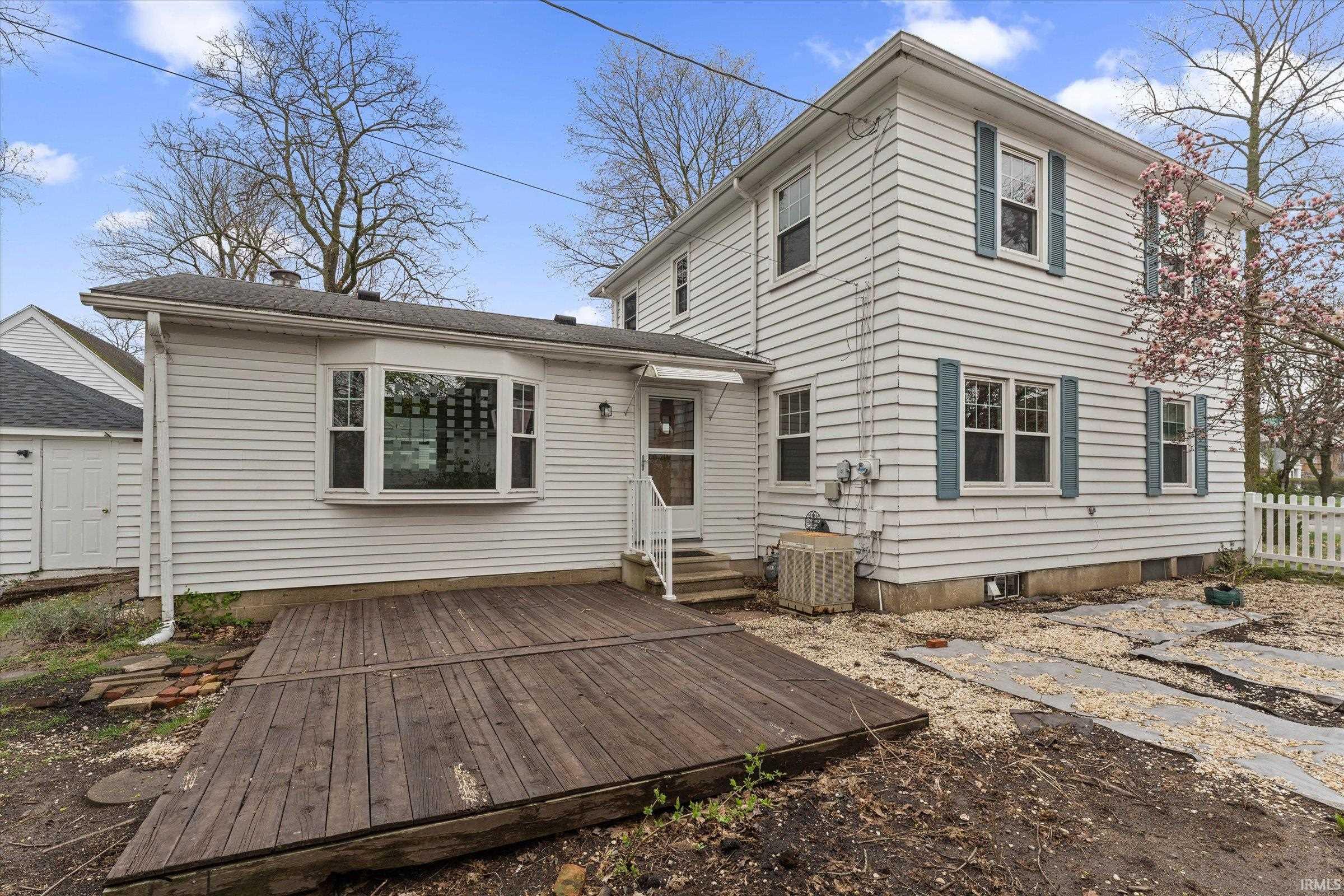 1219 Leeper Avenue South Bend IN 46617