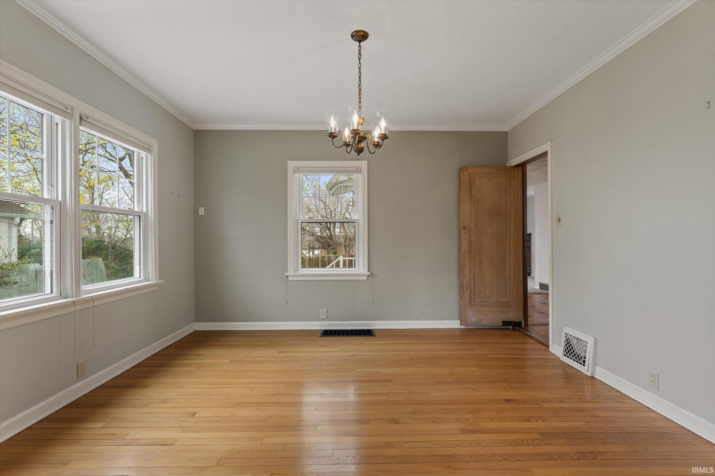 1219 Leeper Avenue South Bend IN 46617