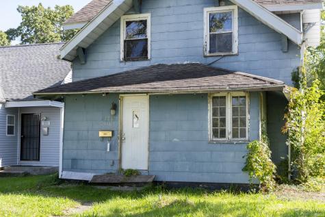 1218 Huey Street South Bend IN 46628
