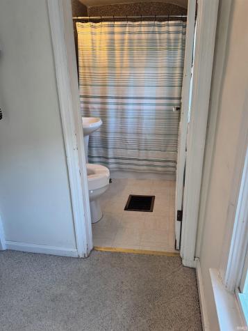 1717 Russell Avenue Evansville IN 47720