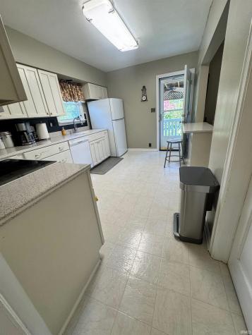 1717 Russell Avenue Evansville IN 47720
