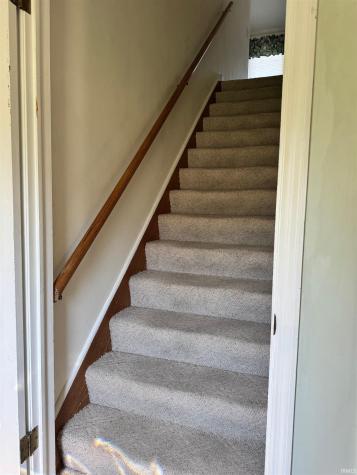 1717 Russell Avenue Evansville IN 47720