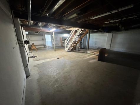 1717 Russell Avenue Evansville IN 47720